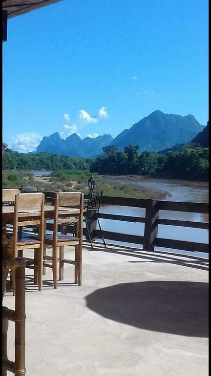 Ning Ning Guesthouse Muang Ngoi Екстер'єр фото