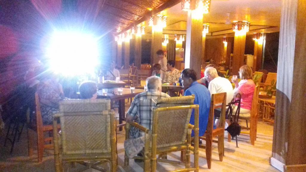 Ning Ning Guesthouse Muang Ngoi Екстер'єр фото