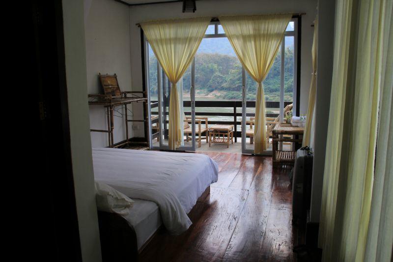 Ning Ning Guesthouse Muang Ngoi Екстер'єр фото